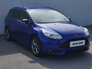Ford Focus 2.0 ST, AC, xenon, ke