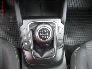 Ford Focus (2019) 2.0 TDCi, ČR, Navi, AC - náhled 17