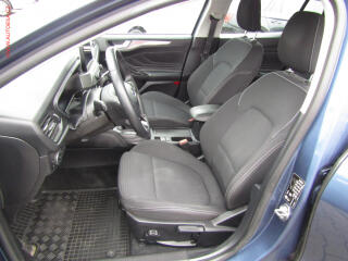 Ford Focus (2019) 2.0 TDCi, ČR, Navi, AC - náhled 9