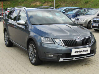�koda Octavia 2.0 TDi 4x4, navi, LED