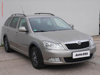�koda Octavia 1.4 TSi, AC