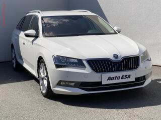 �koda Superb 2.0 TDi, Style, DSG, k��e,