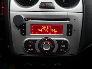 Alfa Romeo MiTo (2012) 1.4 i, AC, temp, STK7/27 - náhled 13