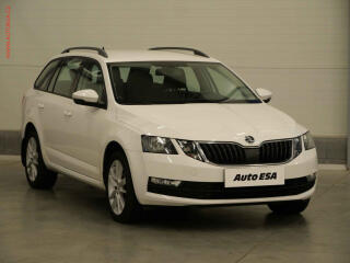 �koda Octavia 2.0 TDi, 2.maj,�R, Ambition