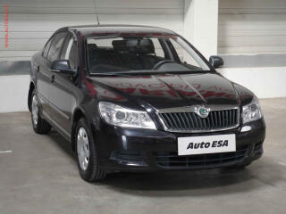 �koda Octavia 1.2 TSI, 2.maj,�R, AC, STK8