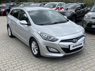 Hyundai i30 1.6 GDi, Trikolor