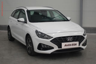 Hyundai i30 1.6CRDi, R, AC, kamera