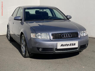 Audi A4 1.6i, AC