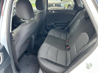 Kia Ceed (2023) 1.5 T-GDi SW, 1.maj,ČR, TOP - náhled 12