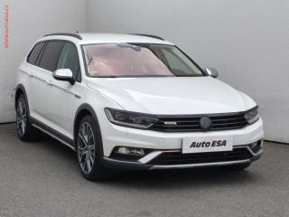 Volkswagen Passat 2.0 BITDi 4Motion, R