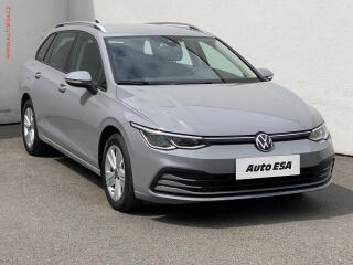 Volkswagen Golf 1.5 TSi, LED, autoAC