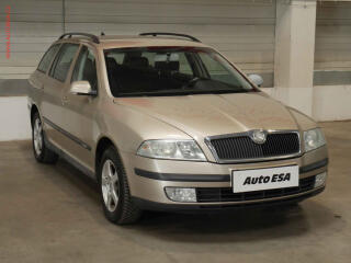 �koda Octavia 1.9 TDi, 1.maj, AC