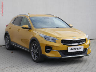 Kia XCeed 1.5T-GDi, 1.maj,�R, AC, navi