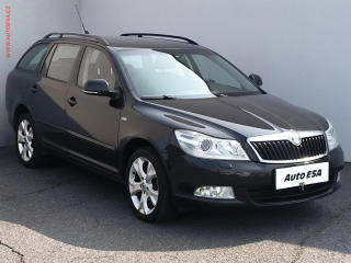 koda Octavia 2.0TDi 4x4, R, AC, xenon