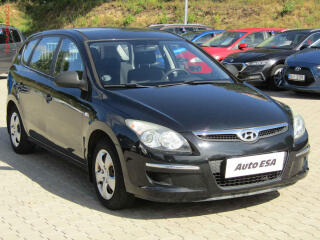 Hyundai i30 1.4 i, AC