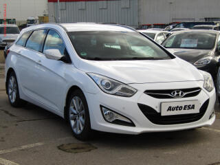 Hyundai i40 1.7CRDi, 2.maj,�R, AC, park