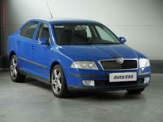 �koda Octavia 2.0TDi, �R, Elegance