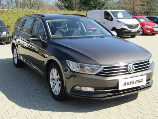 Volkswagen Passat 1.6 TDi, R, AC, temp.