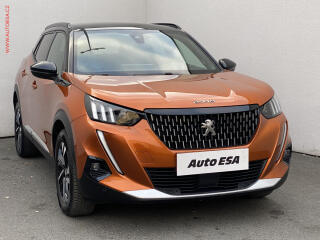 Peugeot 2008 1.2PT, GT Line, LED