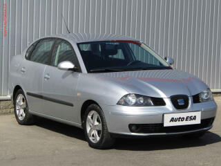 Seat Cordoba 1.4i, 1.maj,�R, servis.kniha