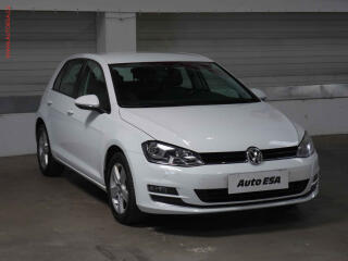 Volkswagen Golf 1.4 TSI, �R, AC, v�h�ev sed.