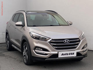 Hyundai Tucson 2.0 CRDi 4x4, Style, navi