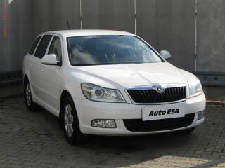 �koda Octavia 1.6 TDi, �R, Ambition