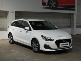 Hyundai i30 1.6 CRDi, R, Style, LED