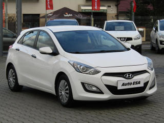 Hyundai i30 1.4CVVT, Navi, AC, TZ