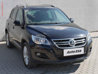Volkswagen Tiguan 2.0TDi, �R, DSG, xenon, navi