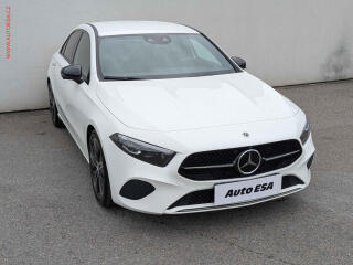 Mercedes-Benz 1.3 MHEV A 200, 2.maj,�R