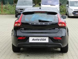 Volvo V40 (2016) 2.0D, AC, temp - náhled 5