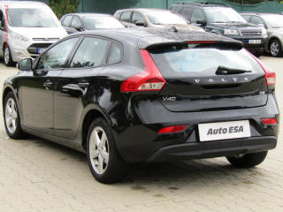 Volvo V40 (2016) 2.0D, AC, temp - náhled 6