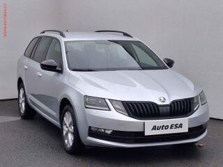 �koda Octavia 1.6TDi, 2.maj,�R, LED, autoAC