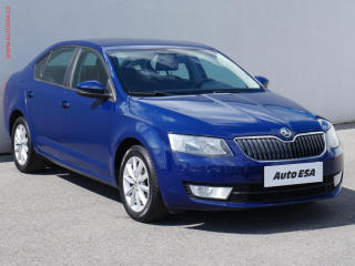 koda Octavia 1.6 TDI, R, AC, vhev sed.