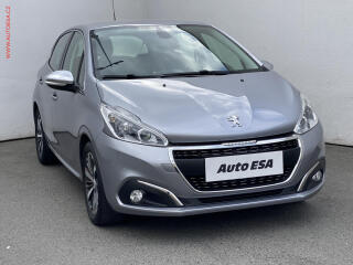 Peugeot 208 1.2PT, Allure, navi