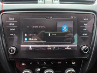 Škoda Octavia (2020) 2.0TDi, Style, LED, +pneu - náhled 14