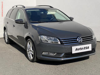 Volkswagen Passat 2.0 TDi, Comfortline, park.