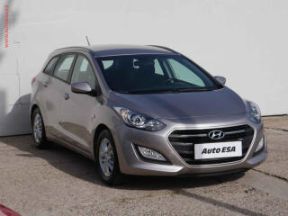Hyundai i30 1.6 GDi, �R, AC, TZ, tempo