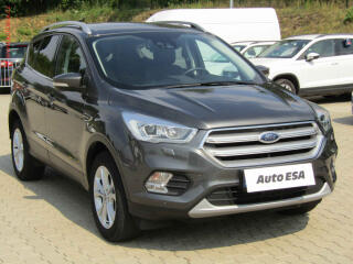 Ford Kuga 2.0TDCi 4x4, AC, v�h�ev sed.
