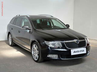 �koda Superb 2.0TDi, �R, Xenon, TZ, navi