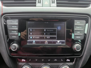 Škoda Octavia (2014) 1.8 TSi, Elegance - náhled 12