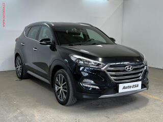 Hyundai Tucson 2.0 CRDi 4x4, 2.maj,�R, AC