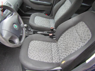 Škoda Fabia (2005) 1.4i - náhled 9