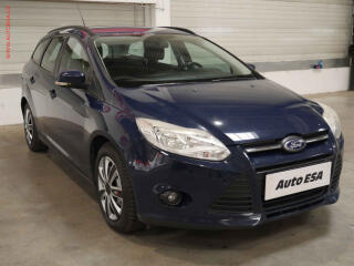 Ford Focus 1.6 i, �R, AC, zmk.�azen�