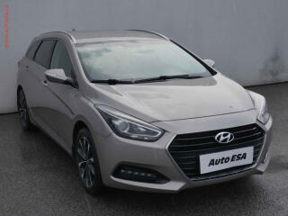 Hyundai i40 1.7 CRDi, �R, servis.kniha