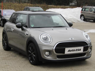 Mini Cooper 1.5i, LED, v�h�ev sed.
