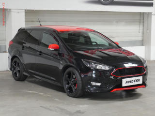 Ford Focus 1.5EB, Xenon, park.idla