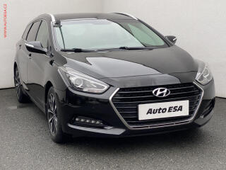 Hyundai i40 1.7 CRDi, �R, AC, park.�idla