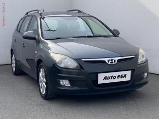 Hyundai i30 1.6 CVVT, AC, TZ, park.�idla